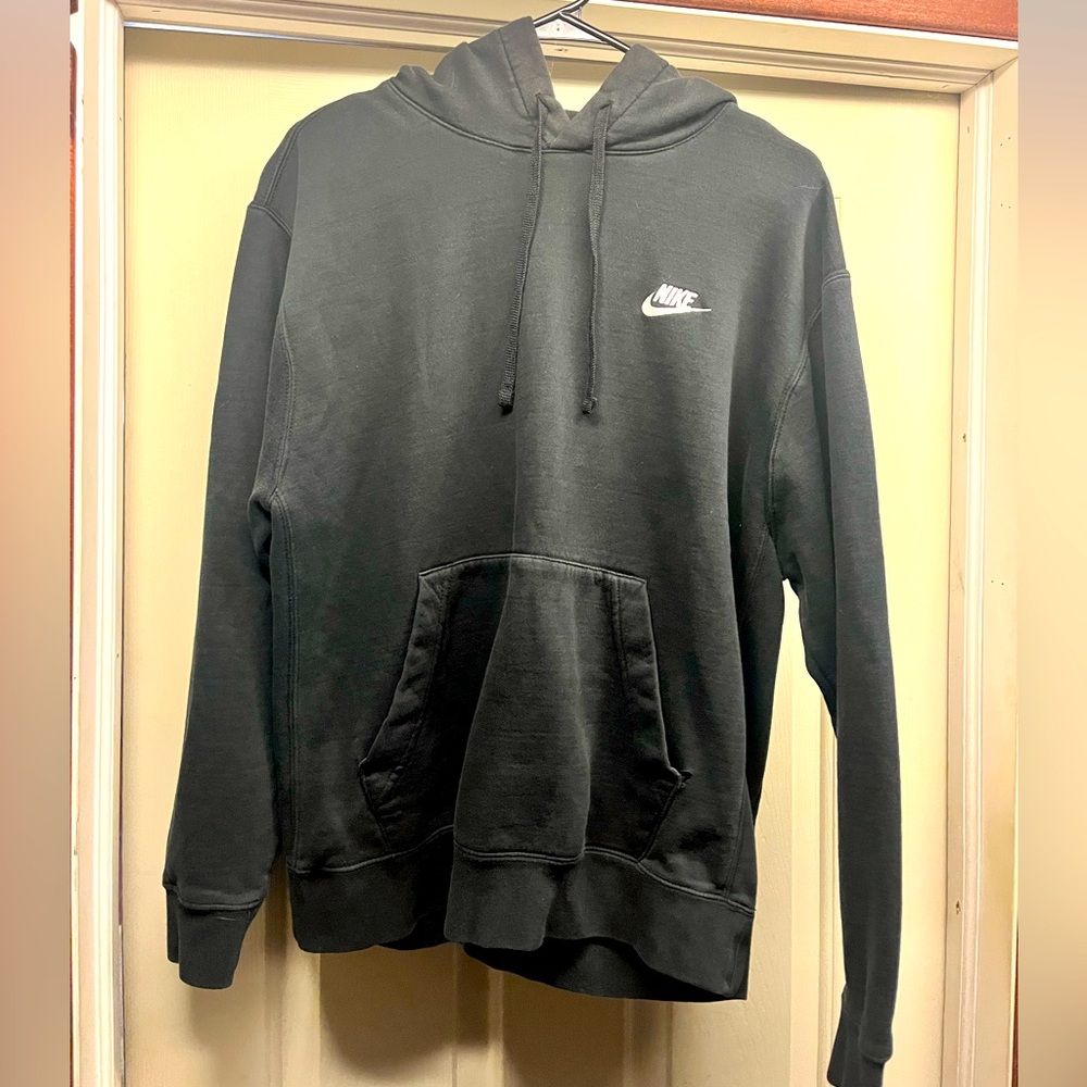 Men’s Large Black Nike Hooded Sweatshirt